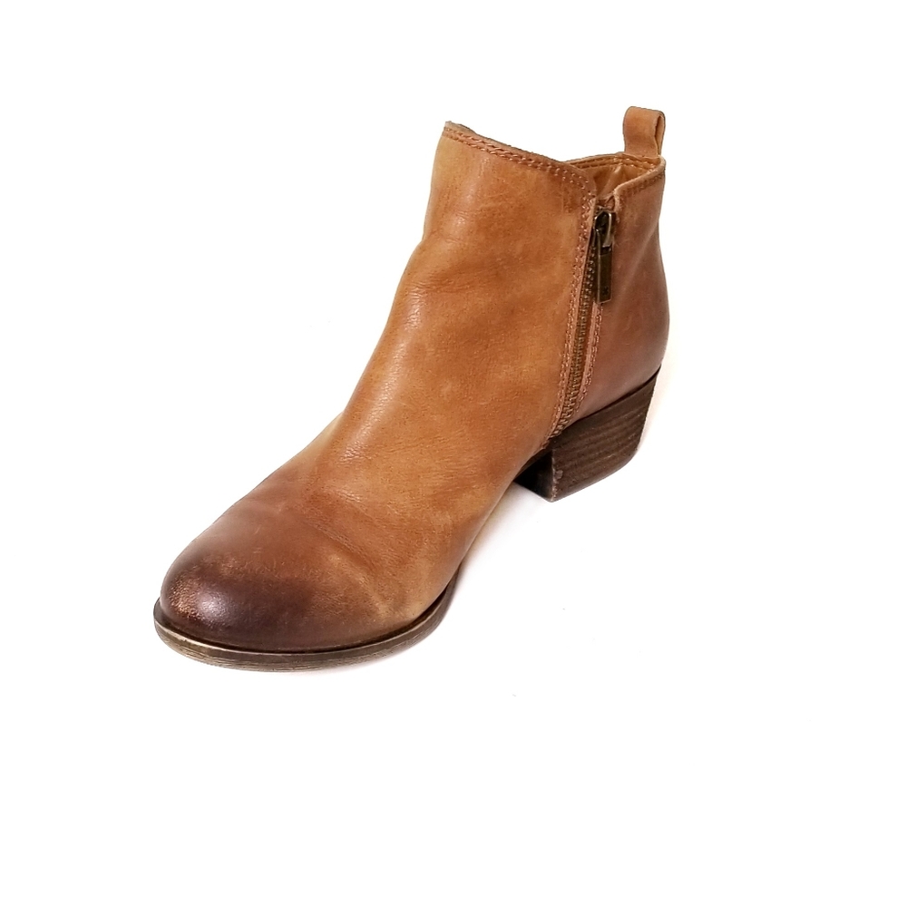Lucky Brand women's Basel Bootie, Size 7.5